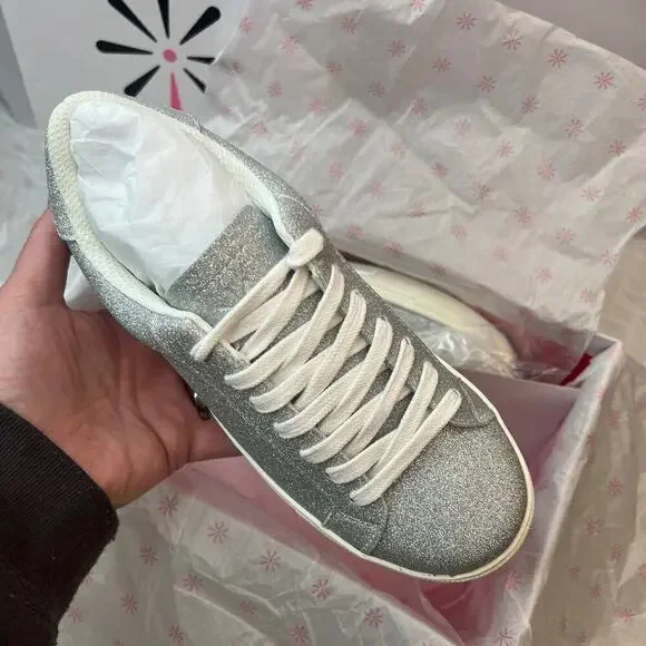 Isaac Mizrahi Glitter Sneakers Casual sz 5.5 Low-Top Lace-Up Womens Shoes Silver - Picture 4 of 10